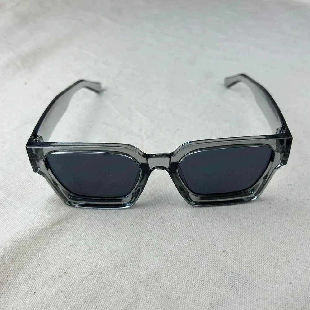 Vintage Y2K surfer style black squared sunglasses cyber grunge techno